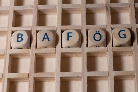 Sign Student Loan Germany "Bafoeg"